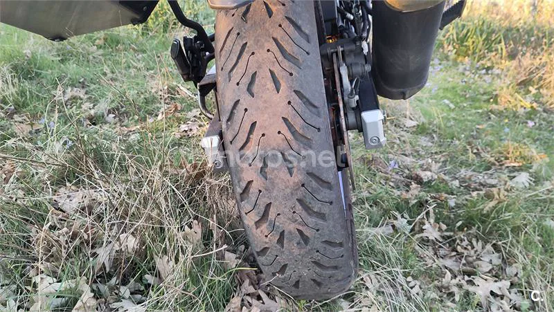 Suzuki V-Strom 650 XT – Vista 17