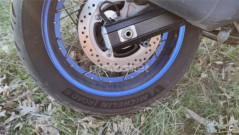 Suzuki V-Strom 650 XT – Vista 18