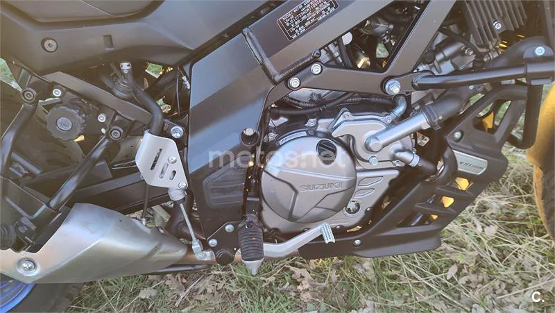 Suzuki V-Strom 650 XT – Vista 19