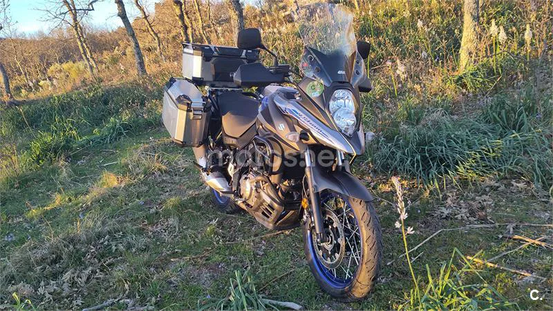 Suzuki V-Strom 650 XT – Vista 3