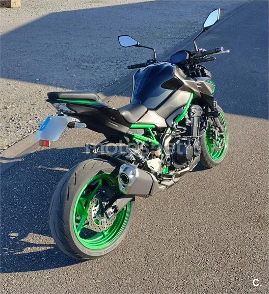 Kawasaki Z 900 – Vista 2