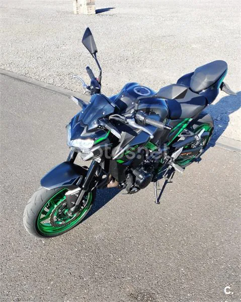 Kawasaki Z 900 – Vista 6