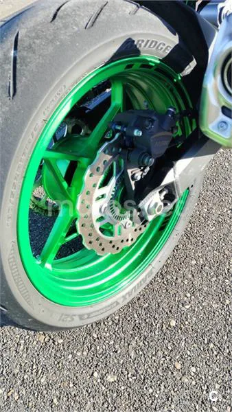 Kawasaki Z 900 – Vista 8