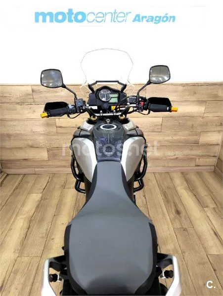 Suzuki V-Strom 1000 – Vista 6