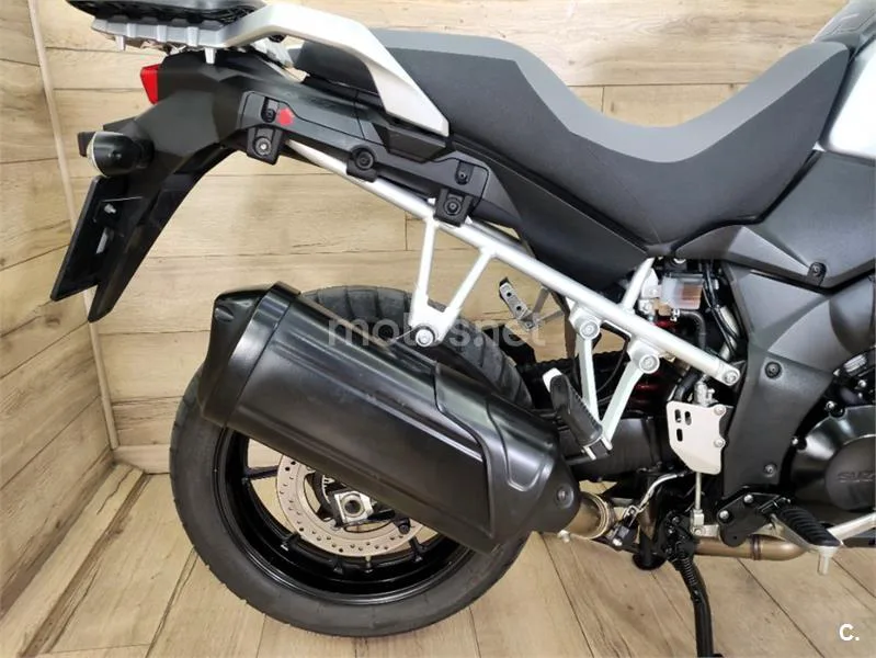 Suzuki V-Strom 1000 – Vista 7