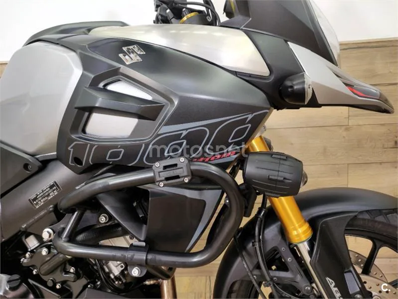 Suzuki V-Strom 1000 – Vista 9