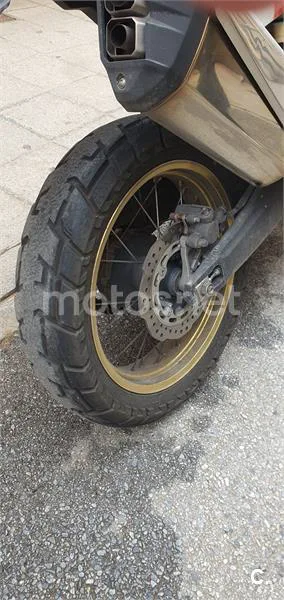 Honda CRF 1000L Africa Twin – Vista 3