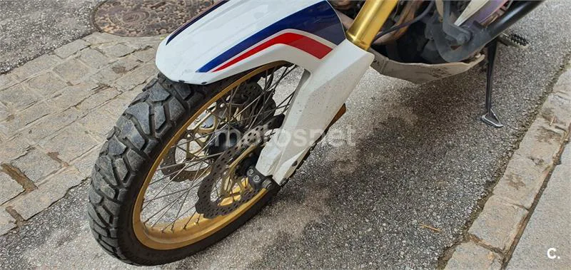 Honda CRF 1000L Africa Twin – Vista 6