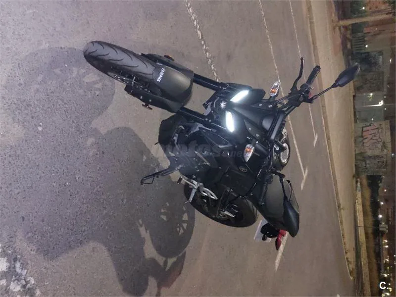 Yamaha MT-125 – Vista 3