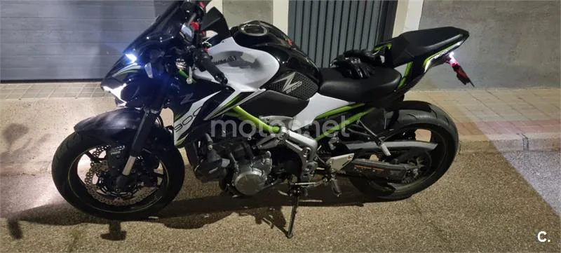 Kawasaki Z 900 – Vista 4