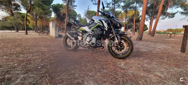 Kawasaki Z 900 – Vista 6