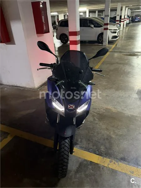 Aprilia SR GT 125 – Vista 4