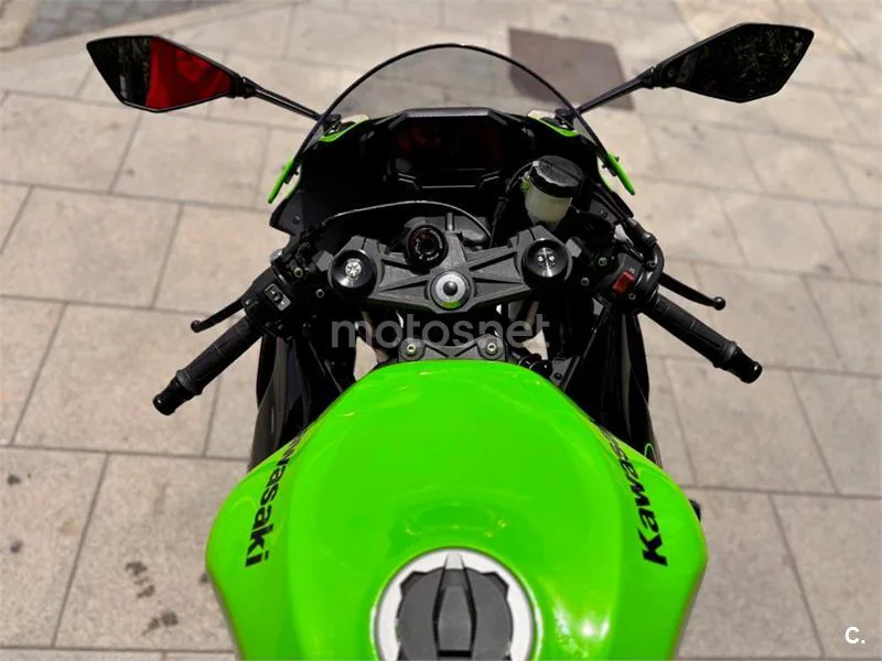 Kawasaki Ninja ZX-6R – Vista 13