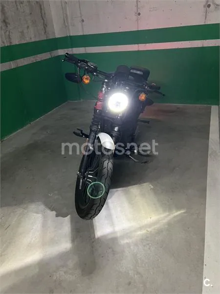 Harley-Davidson Sportster Iron 883 – Vista 6