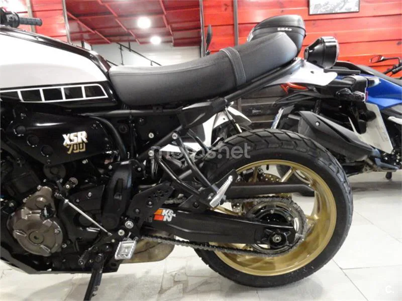 Yamaha XSR 700 – Vista 6