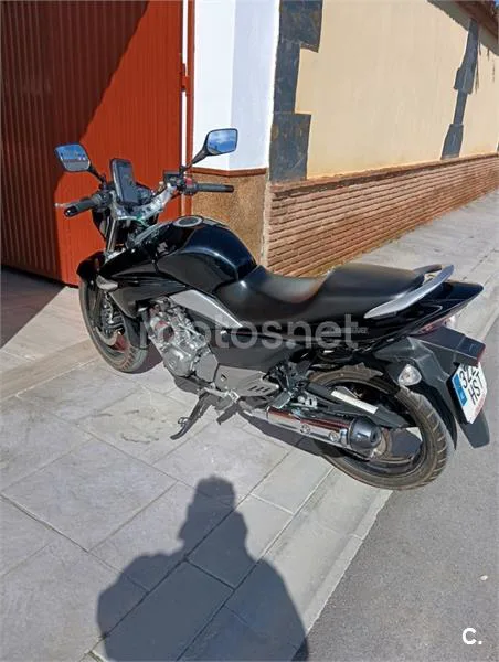 Suzuki Inazuma 250 – Vista 10