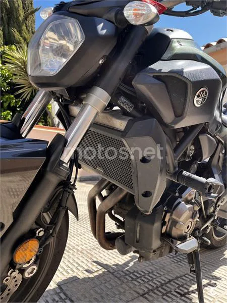 Yamaha MT-07 – Vista 6