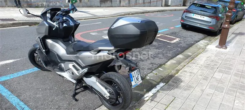 Honda Forza 750 – Vista 2