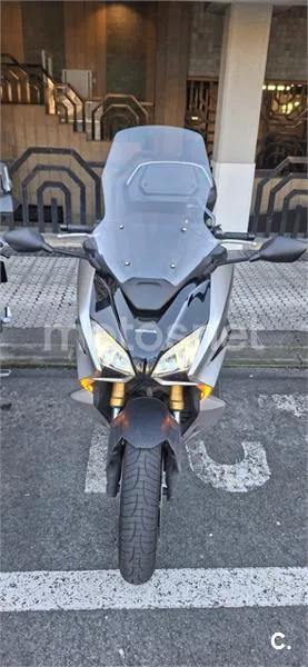 Honda Forza 750 – Vista 14