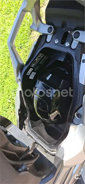 Honda Forza 750 – Vista 3