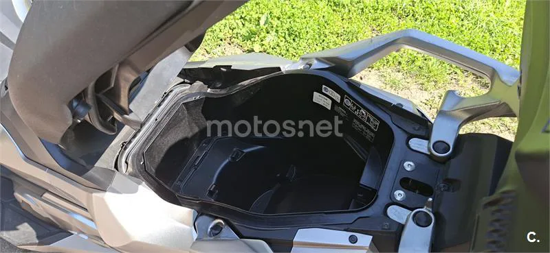 Honda Forza 750 – Vista 4