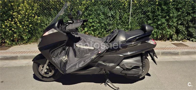 Yamaha YP Majesty 400 – Vista 5