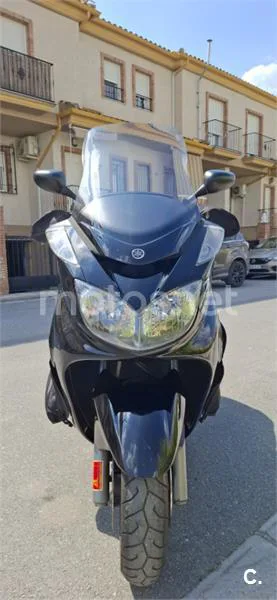 Yamaha YP Majesty 400 – Vista 8