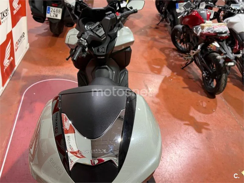 Honda Forza 350 – Vista 6