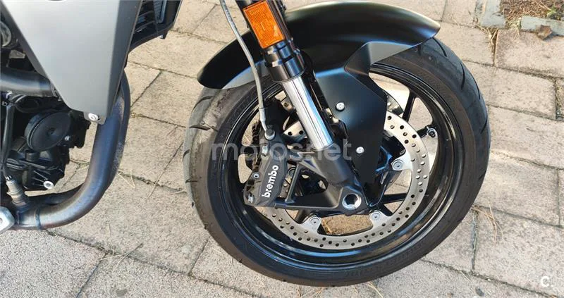 BMW F 900 R – Vista 7