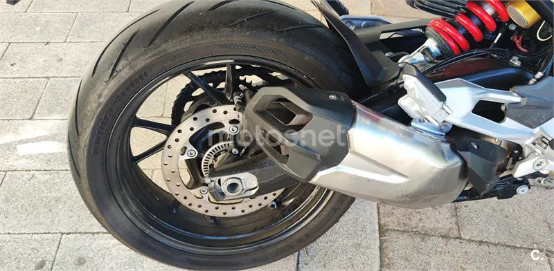 BMW F 900 R – Vista 8