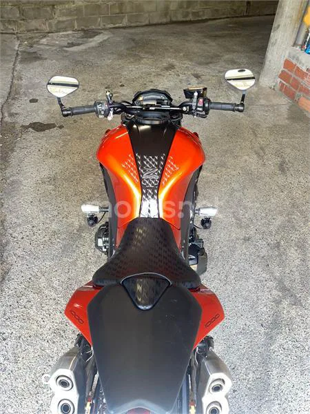 Kawasaki Z1000 – Vista 4