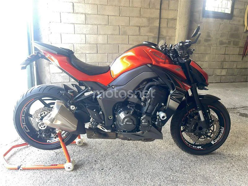 Kawasaki Z1000 – Vista 7