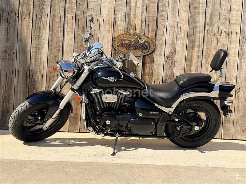 Suzuki Intruder M800 – Vista 13