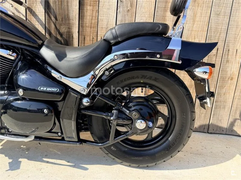 Suzuki Intruder M800 – Vista 4