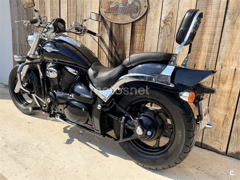 Suzuki Intruder M800 – Vista 5