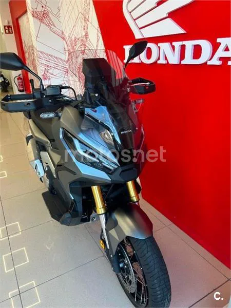Honda X-ADV – Vista 6