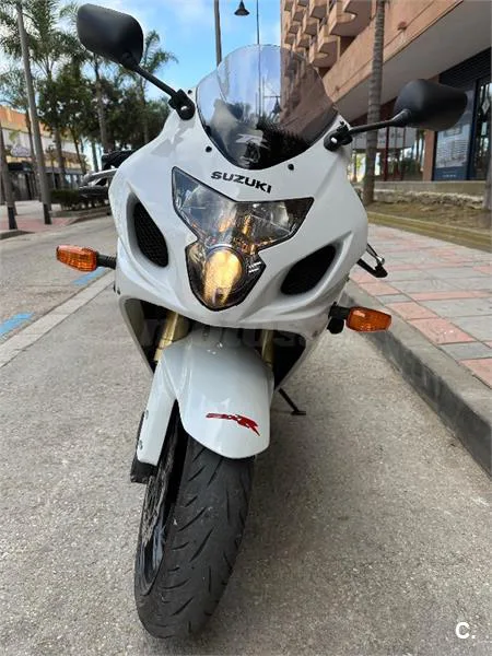 Suzuki GSX R600 4100 € 2005 Málaga - 1