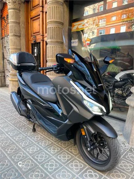 Honda Forza 350 – Vista 3