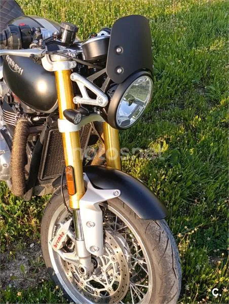 Triumph Thruxton – Vista 2