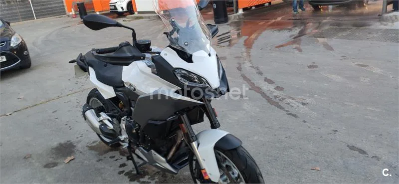 BMW F 900 XR – Vista 2