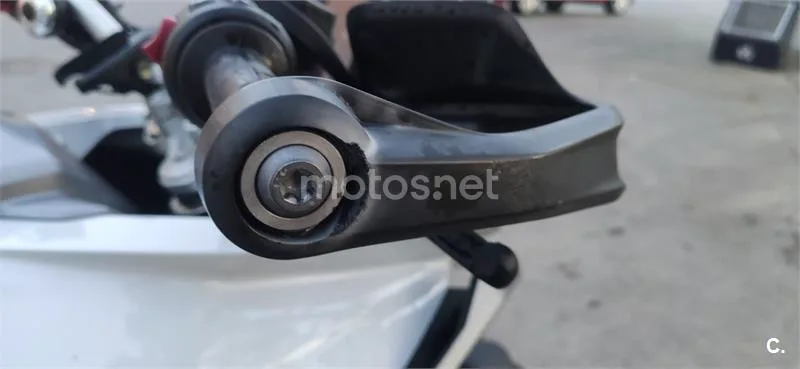 BMW F 900 XR – Vista 7