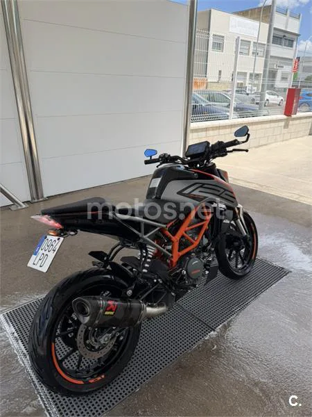 KTM 125 – Vista 4