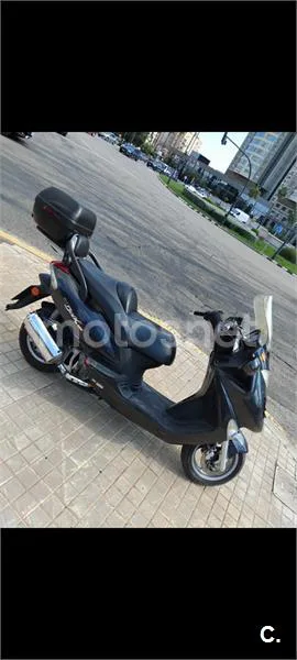 Kymco Grand Dink 125 – Vista 2