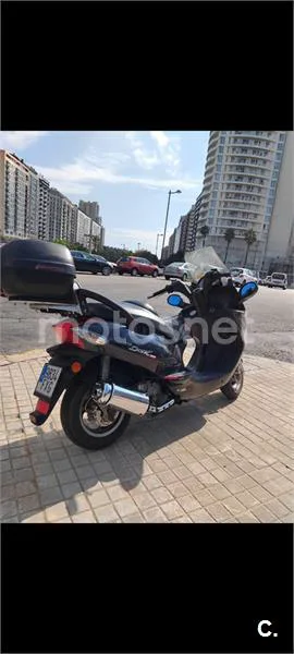 Kymco Grand Dink 125 – Vista 4