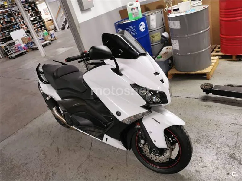 Yamaha TMAX 530 – Vista 3