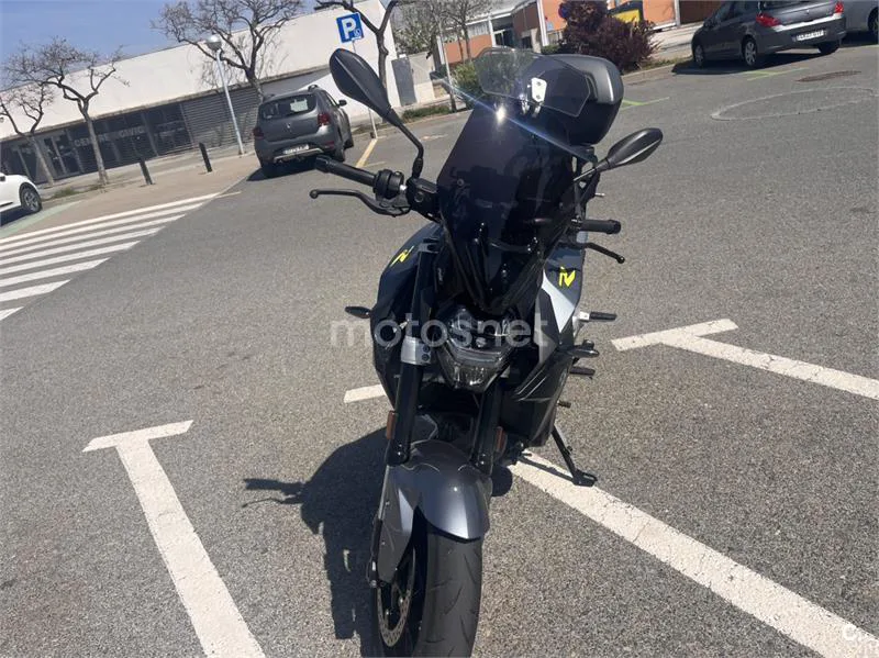 BMW F 900 R – Vista 8