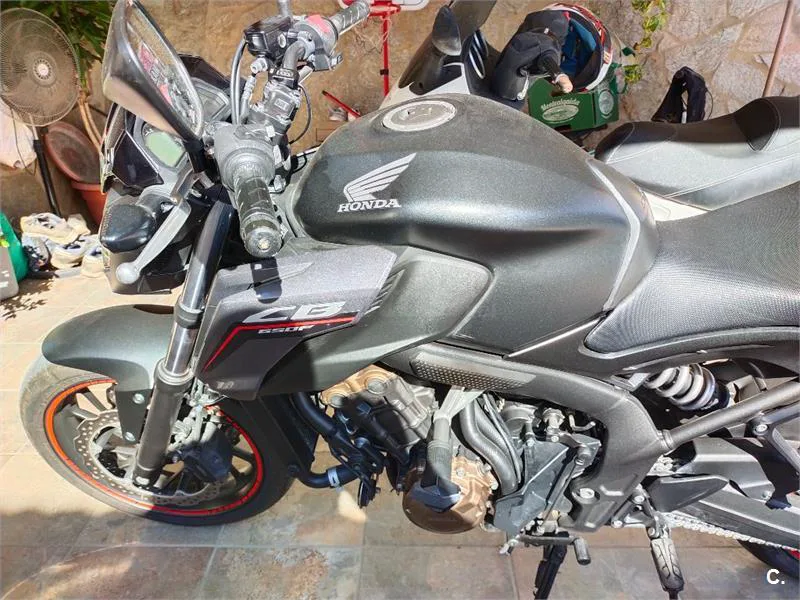 Honda CB 650F – Vista 3