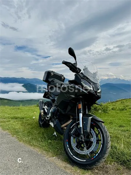 BMW F 900 XR – Vista 8