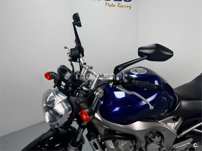 Yamaha FZ6 – Vista 12