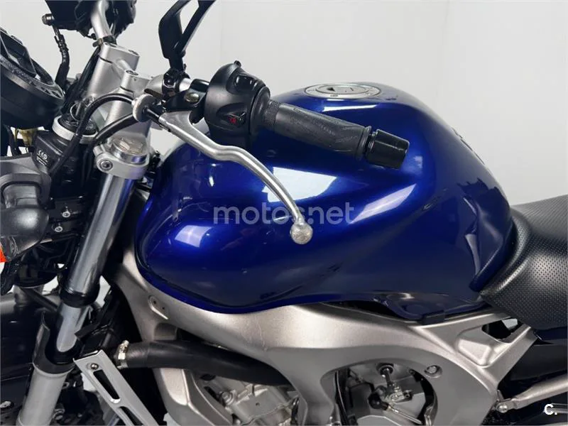 Yamaha FZ6 – Vista 13